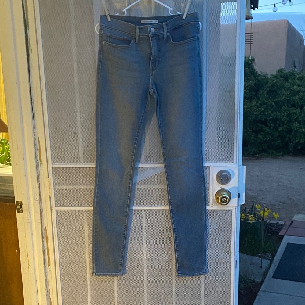 Levi's Women's Skinny Jeans in Light Blue